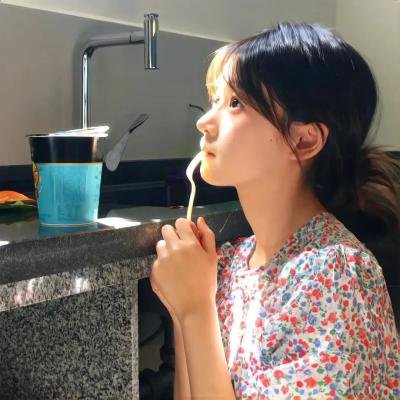 023档案 海报